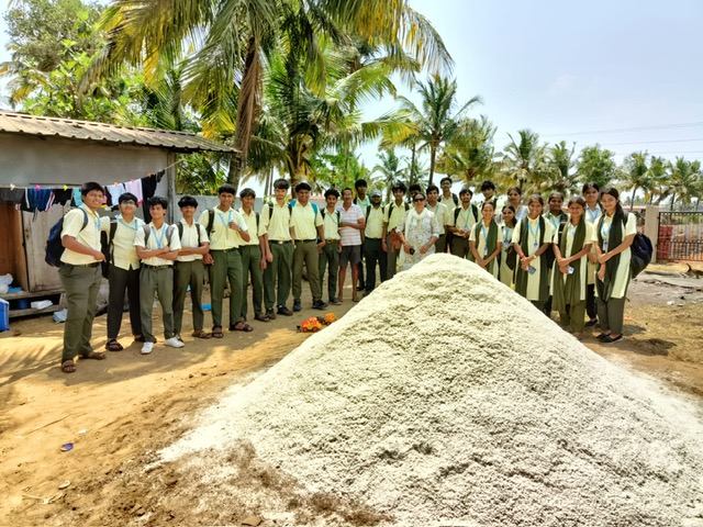 DCT's Vasantrao Dempo HSS conducted STUDY VISIT TO SALT PAN